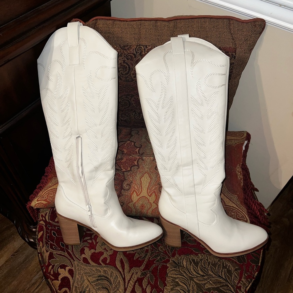 Mia Dakota IVR Malta Cowboy Boots